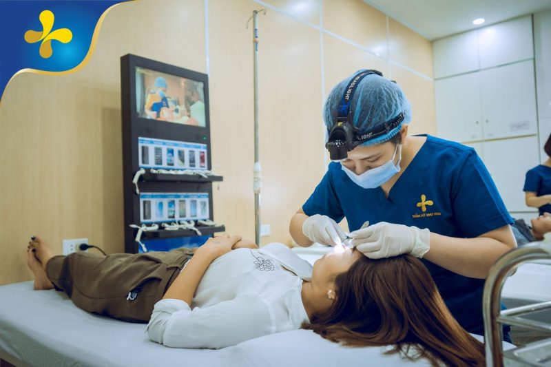 Chăm sóc hậu phẫu đúng cách giúp hạn chế biến chứng nâng mũi