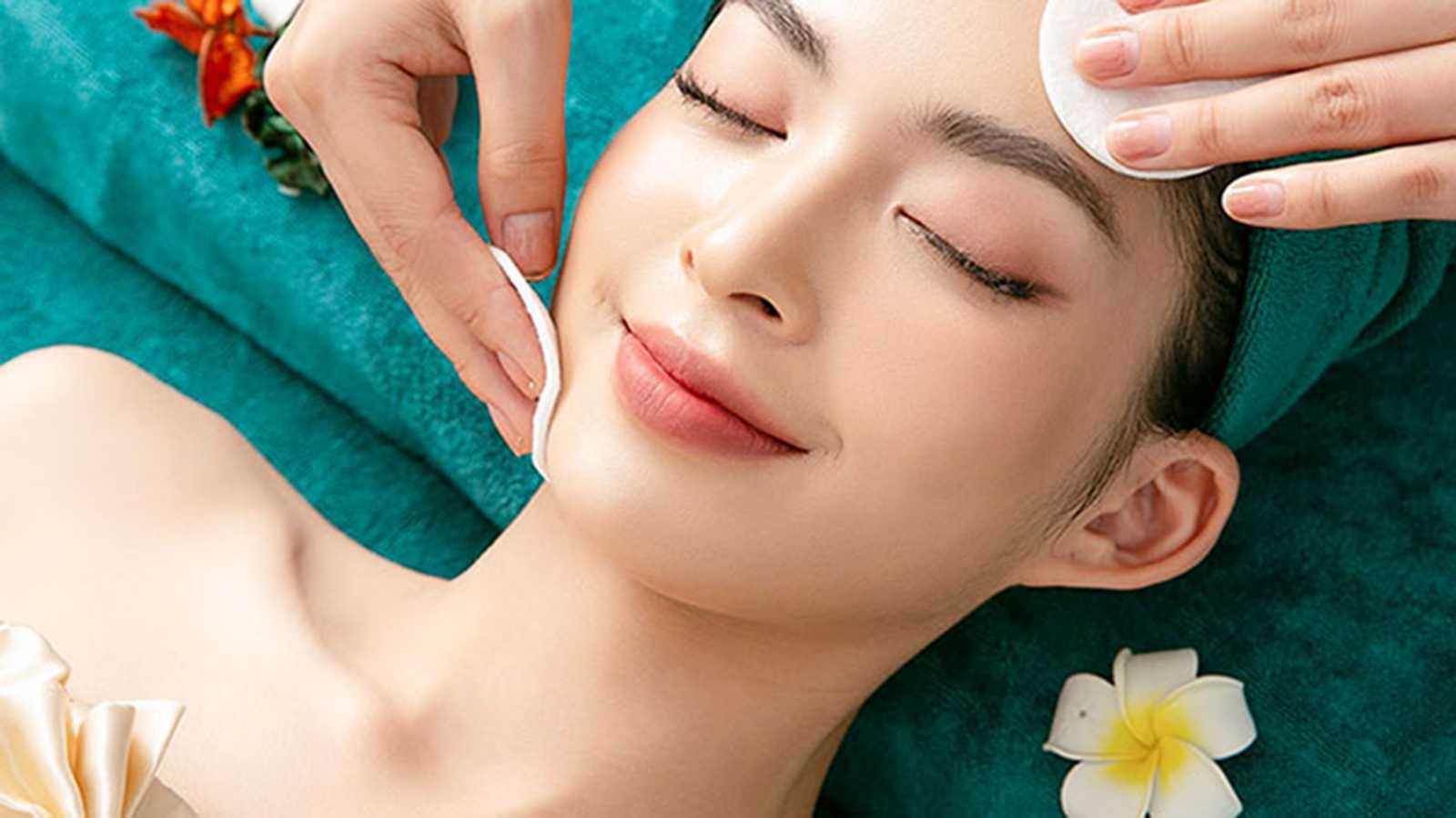 Không massage, tác động mạnh sau nâng mũi