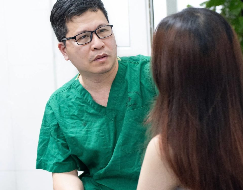 Kinh nghiệm nâng mũi Tiến sĩ Tống Hải - Thẩm mỹ chuẩn xác