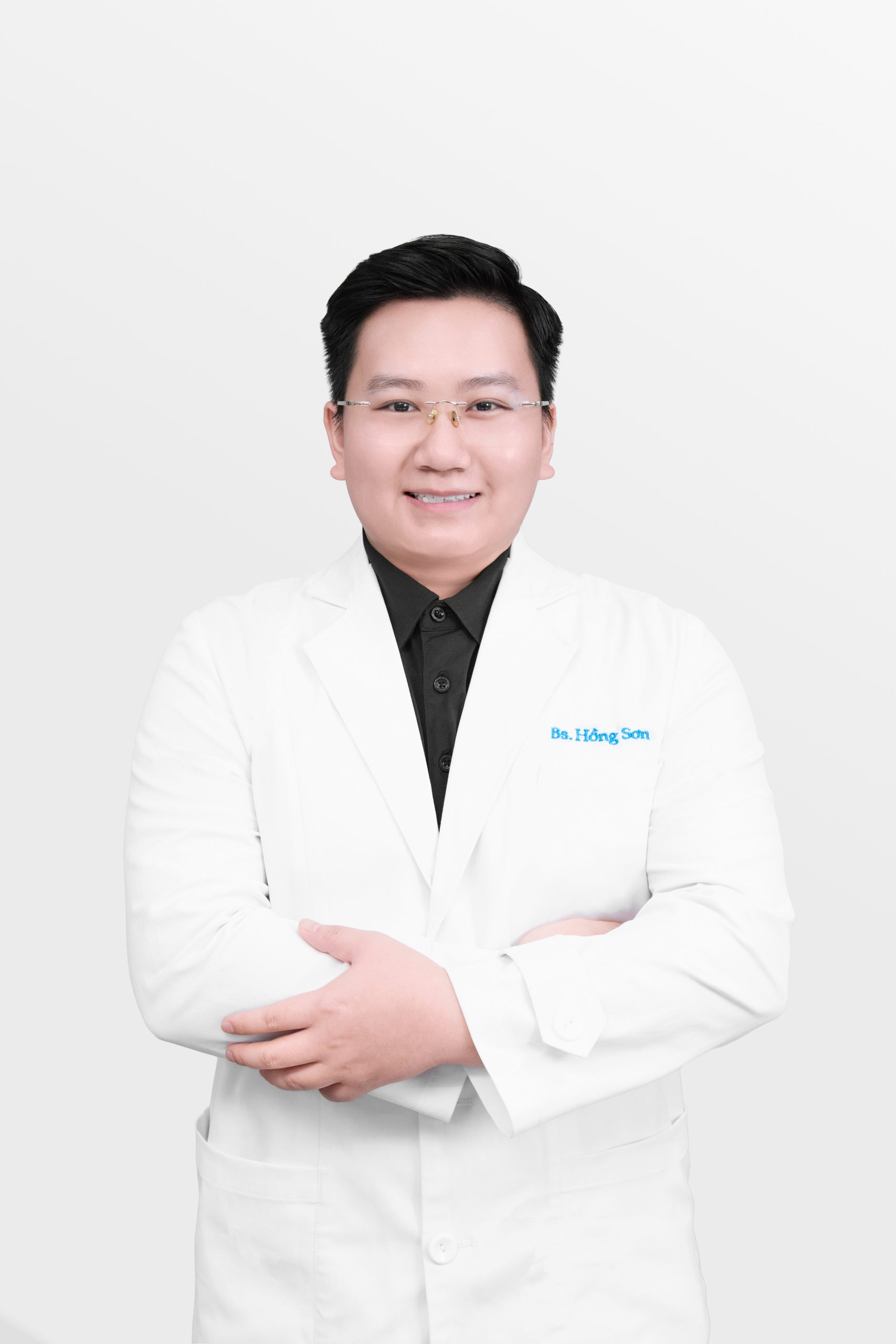 Bác sĩ Nguyễn Hồng Sơn: Hành trình kiến tạo nhan sắc tự nhiên và an toàn 10 profile 4 scaled